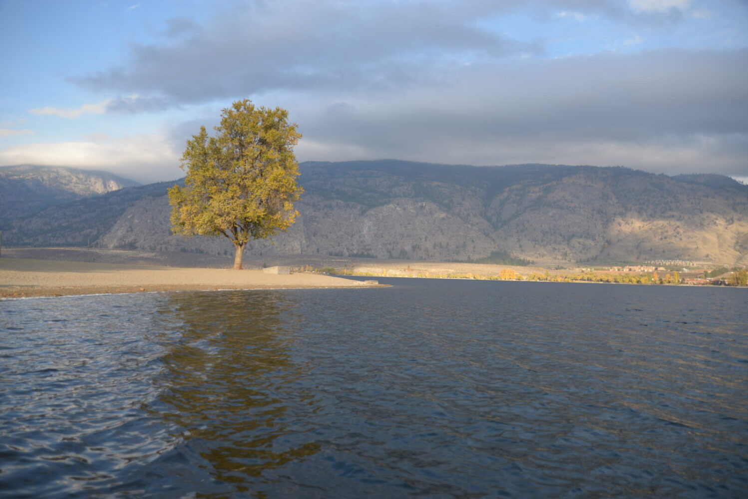 Le lac d'Osoyoos le plus chaud du pays avec une moyenne de 24 degrés Celsius en été.