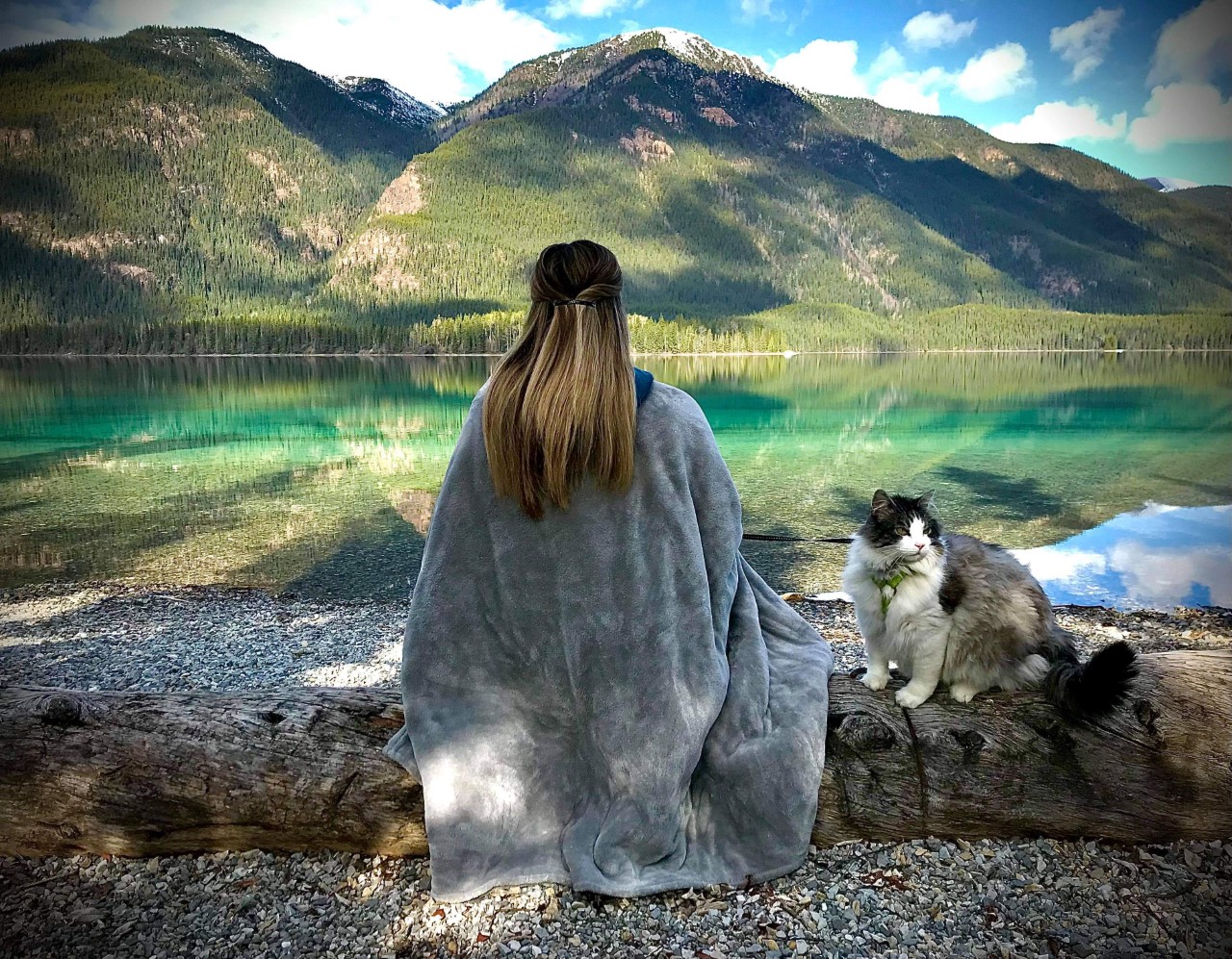 Muncho Lake, BC. Photo prise par Jack The Bus.