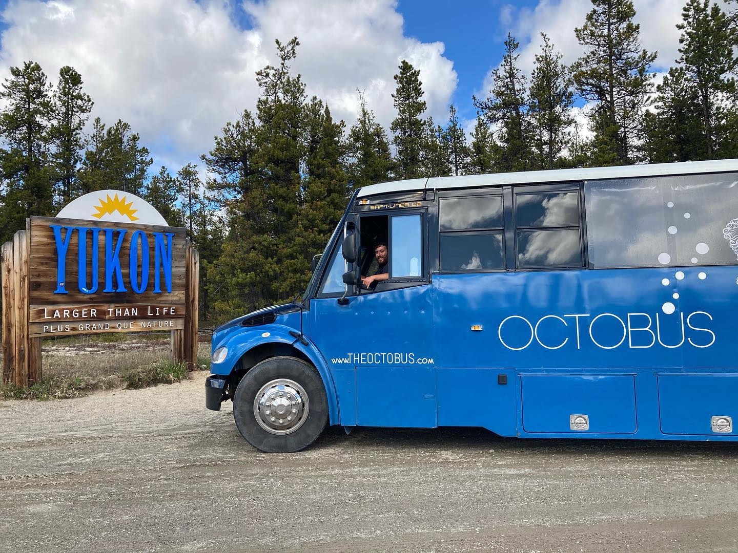 Octobus au Yukon!